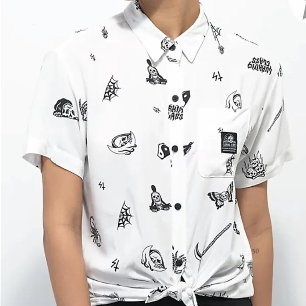 Lurking Class by Sketchy Tank Button Up Tie Front Short Sleeve Shirt Sz Medium